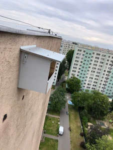 Budka lęgowa dla pustułki z otwieranym dachem